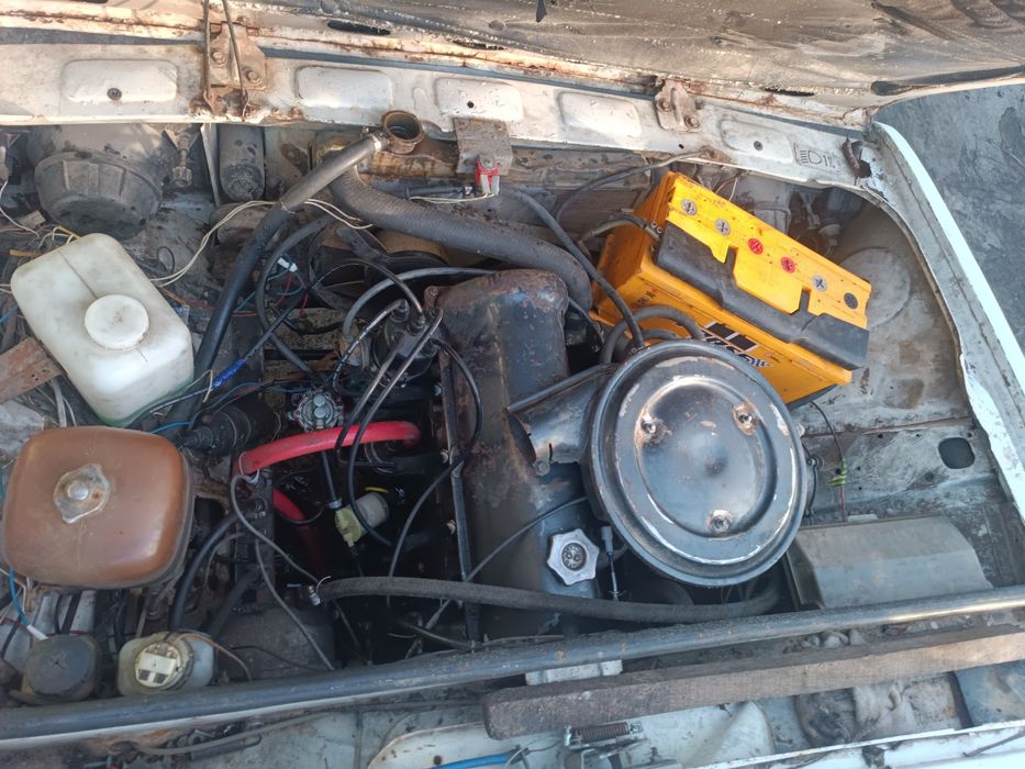 Автомобиль ВАЗ 2104