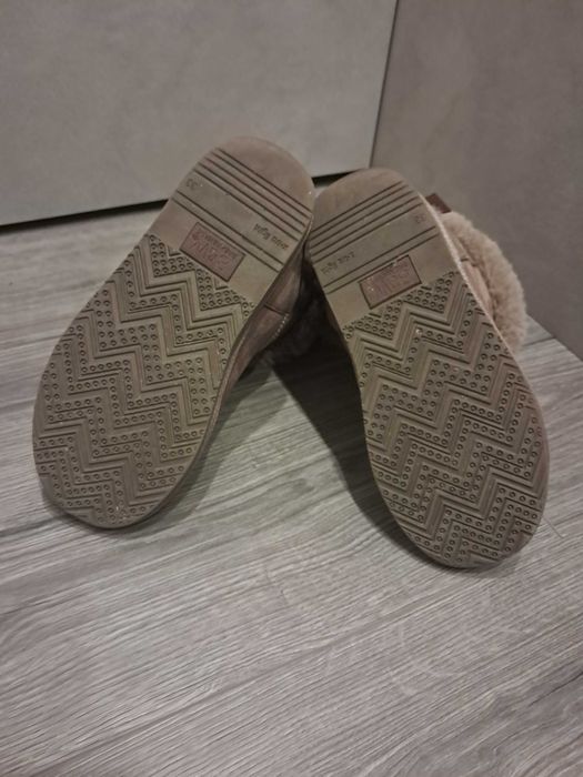 Bota pantufa de menina T33