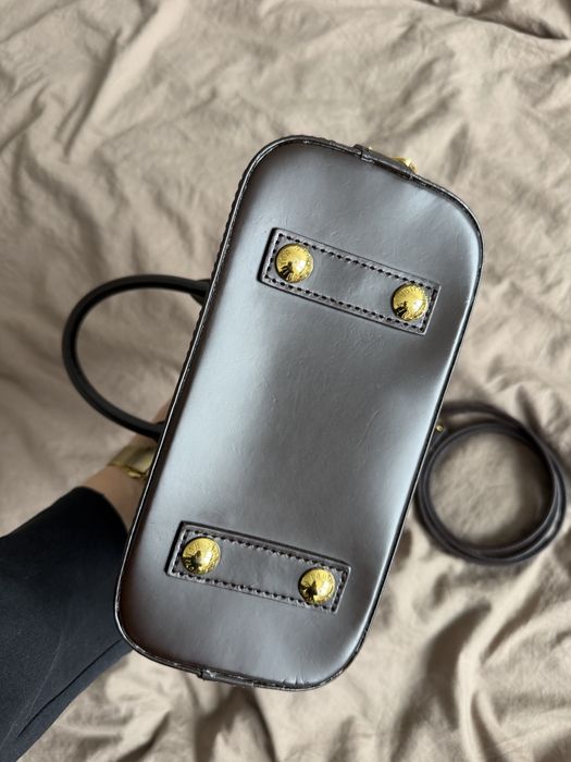 torebka louis vuitton brazowa czarna do reki crossbody pasek logo alma bb damier ebene