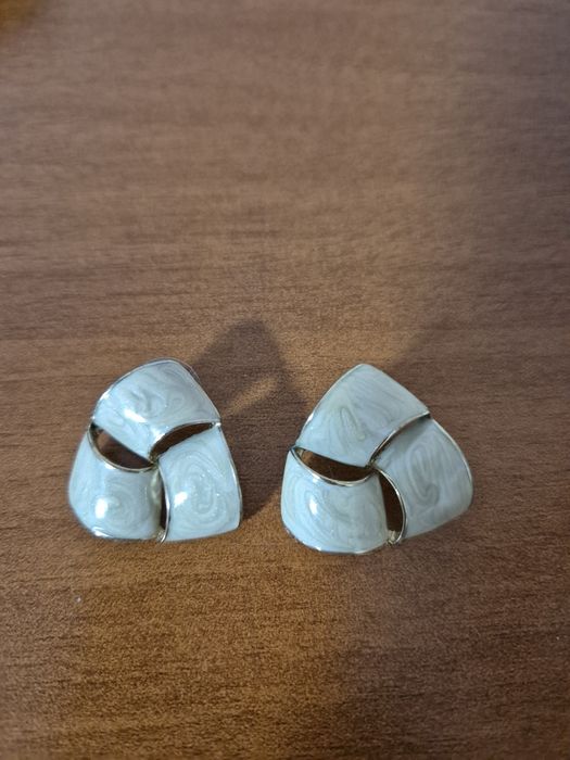 Zara.   Сережки .