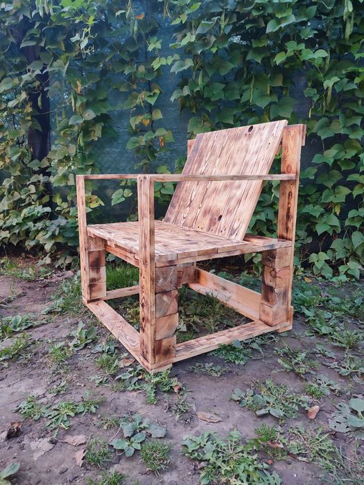 Стілець на альтанку