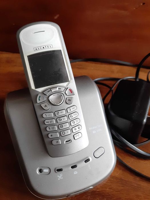 Telefone fixo sem fios, digital, como NOVO, com todos os acessórios.