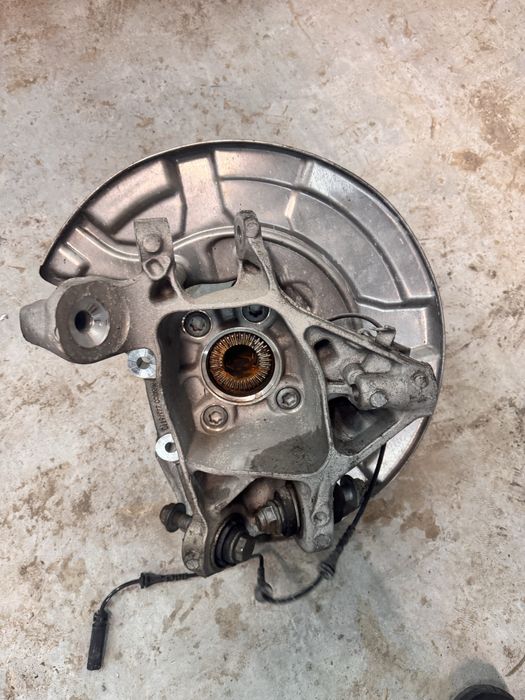 Цапфа кулак задний правый BMW X5 G05