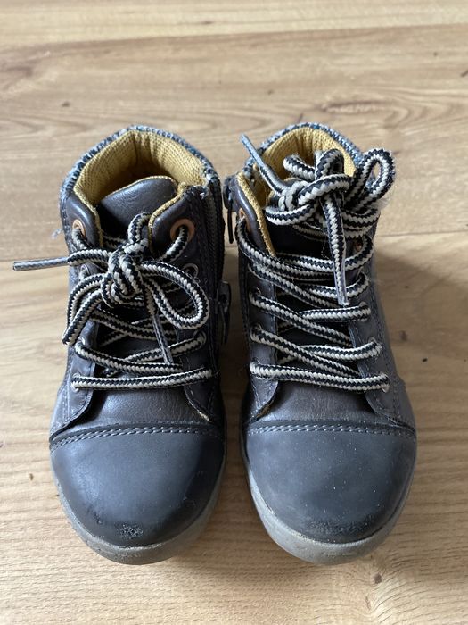 Buty dla chłopca rozmiar 23
