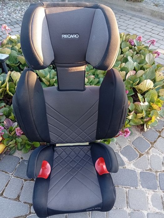 Fotelik Recaro Monza Nova Carbon