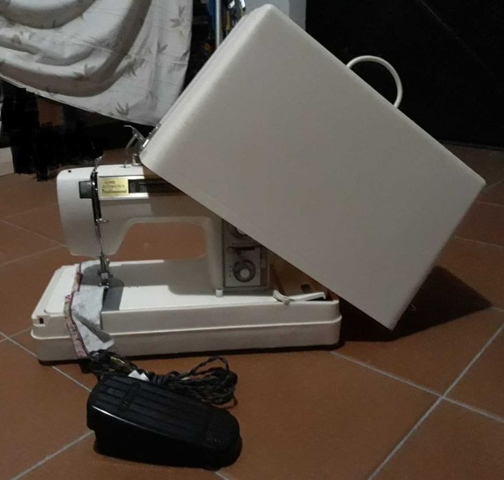 Máquina de Costura