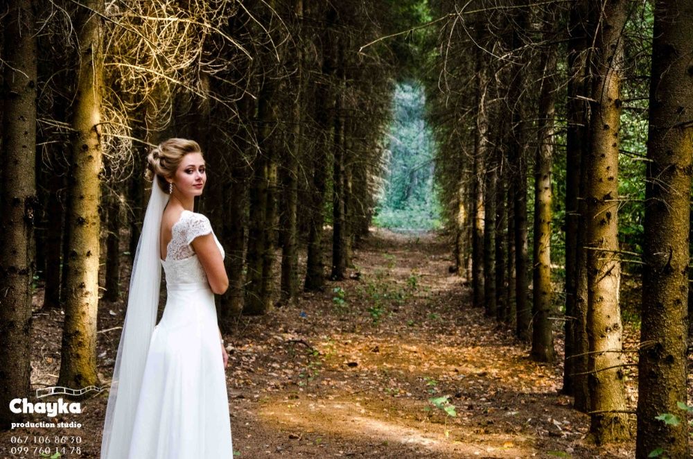 Фотограф відеограф весілля випускні альбоми,  хрестини родини