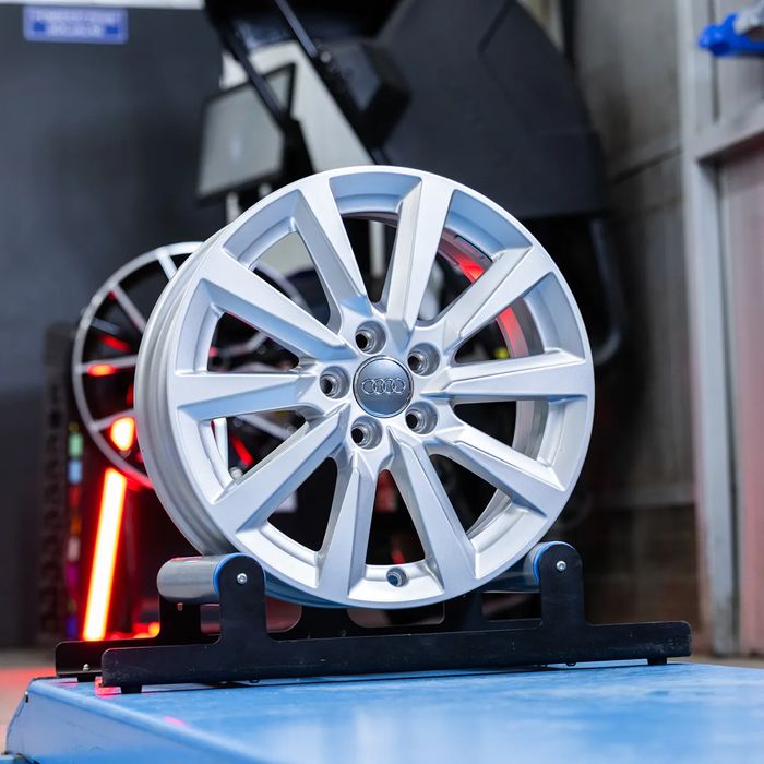 Fabrycznie Nowe Oryginalne Felgi Audi 16" A1 S1 A3 S3 TT