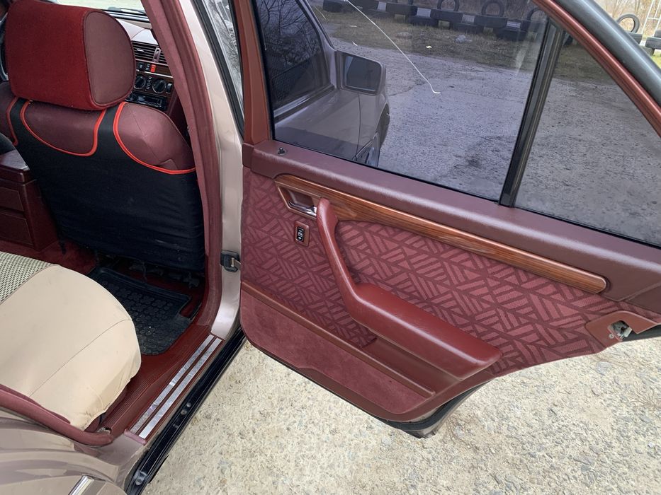 Mersedes-benz C180 W202 // 1993 // 1.8 газ/бензин // в хорошому стані