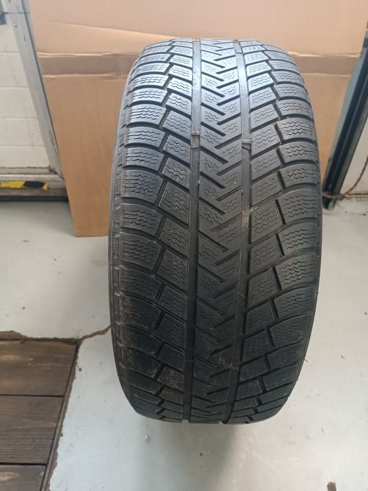 255/55R18 Michelin Latitude Alpin
