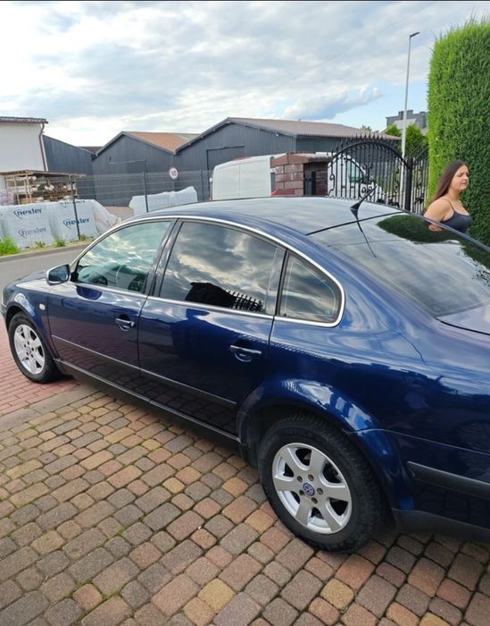 Volkswagen Passat 2.0 бензин 2003 год