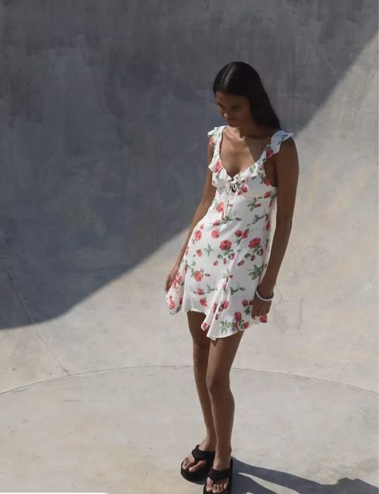 Квіткове плаття Bershka