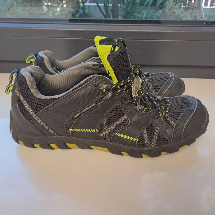Nowy bytu rozmiar 40-41