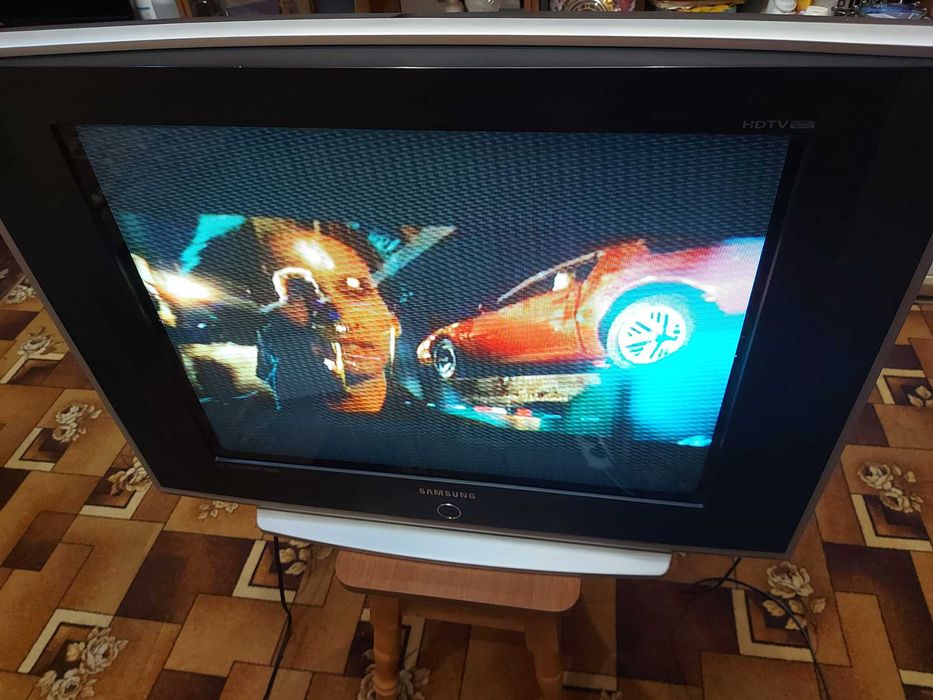 Великий Samsung 29" телевізор з плоским екраном ТВ Sony