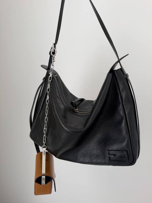 Шкіряна сумка Fendi
