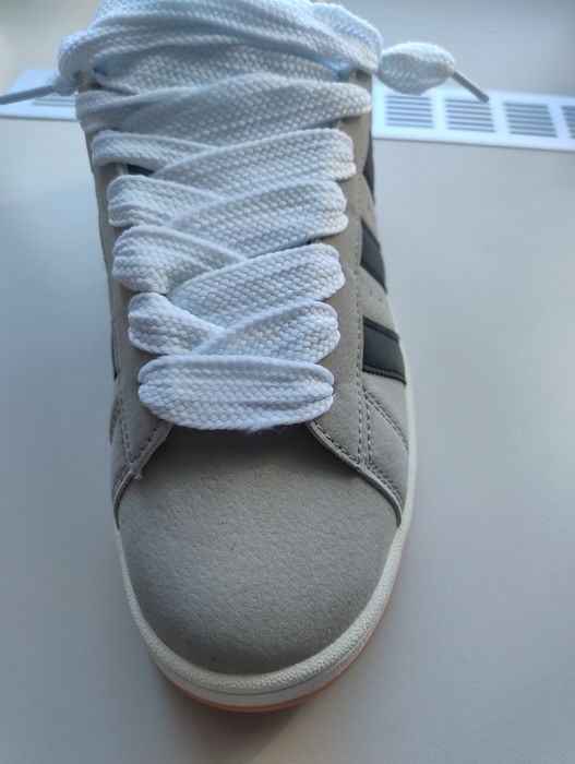 продам фірмові оригіналь кросівки adidas