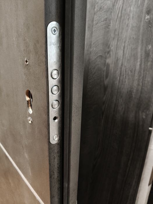 Drzwi prawe 80 powystawowe