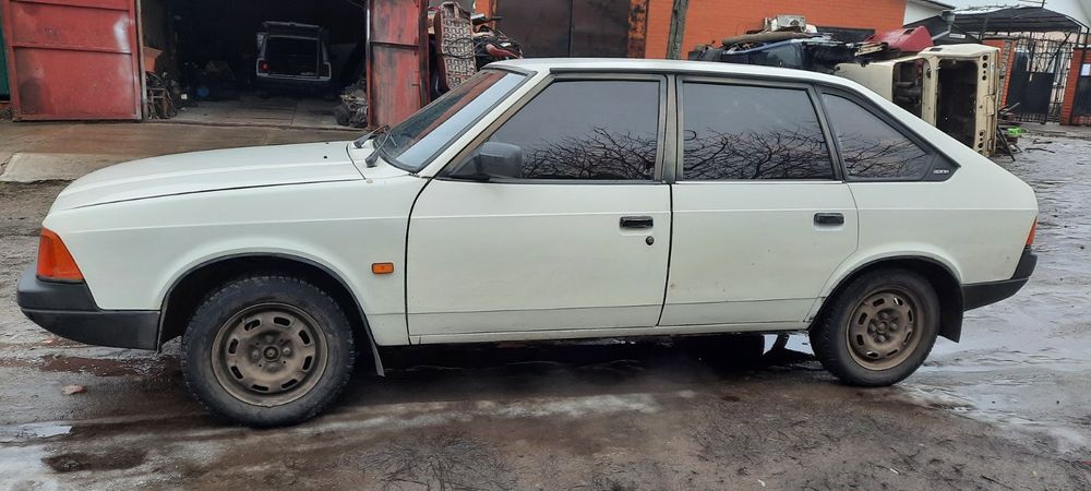 Продам Москвич 2141