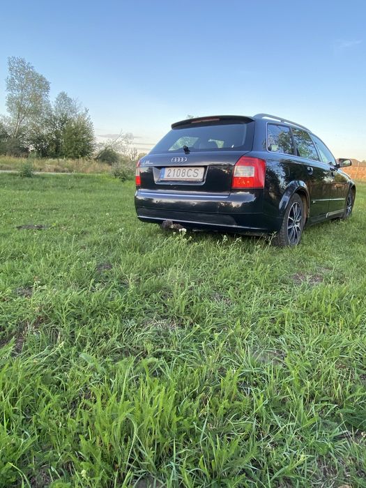 Продам ауді а 4 2003 рік
