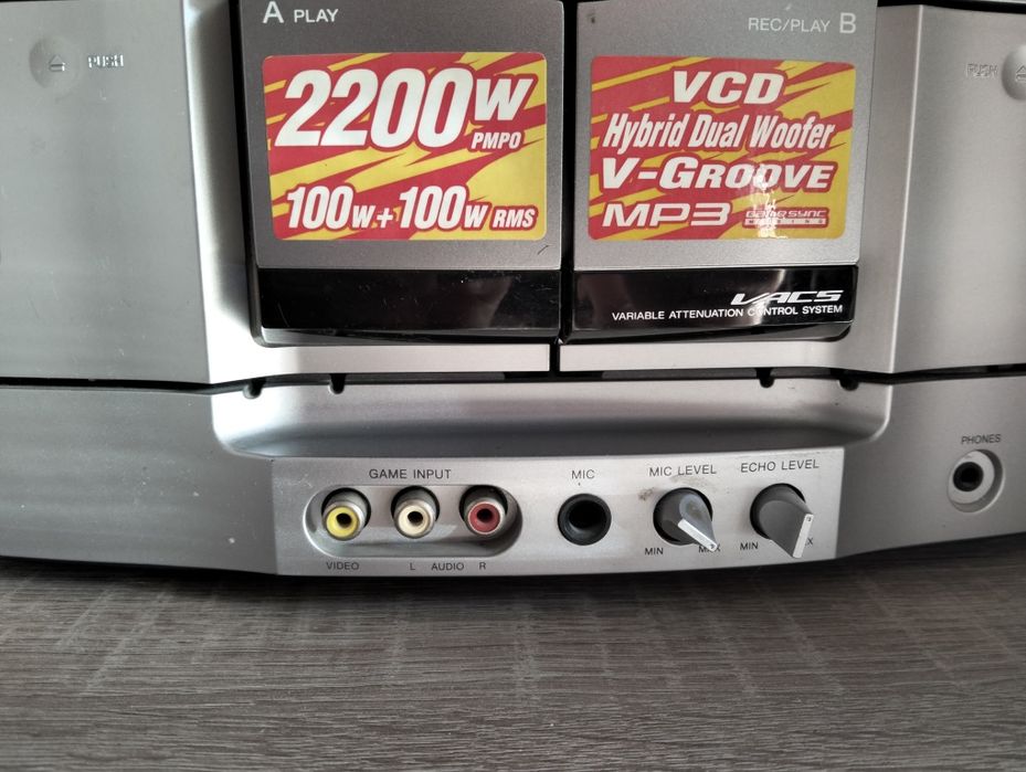 Продам музичний центр