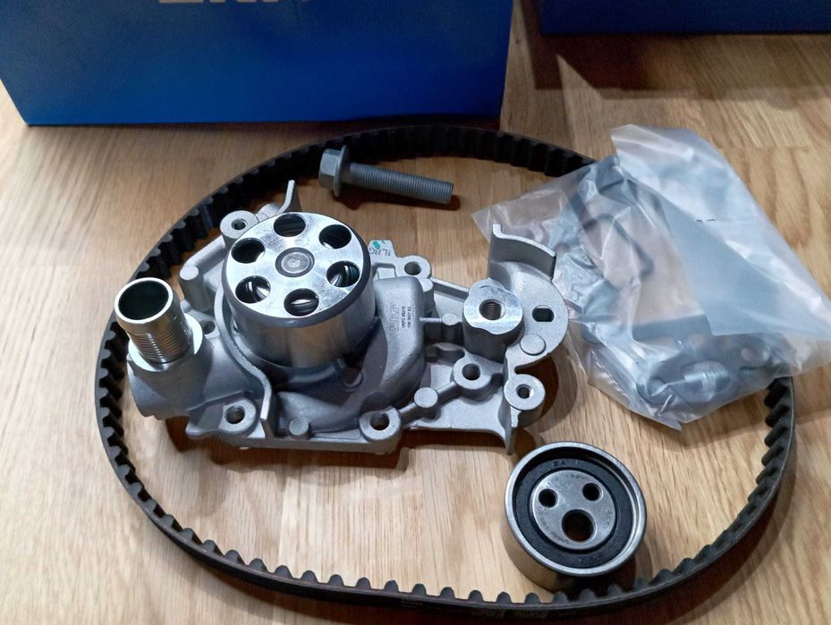 Bomba de água + kit de correia dentada - RENAULT e NISSAN