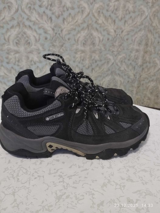 Трекінгові термо кросівки Columbia Crestwood