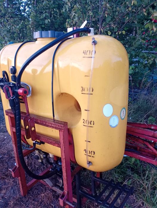 Zbiornik opryskiwacza 400 l