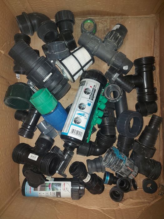 Lot of traps, elbows, drain pipes, etc.64752322941953123