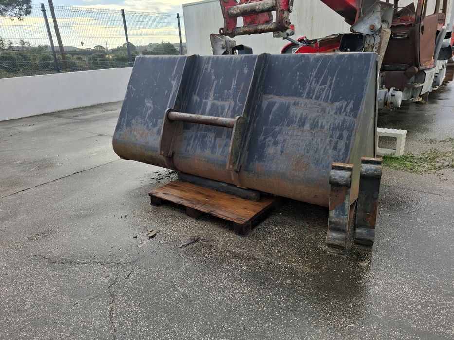 Balde engate manitou