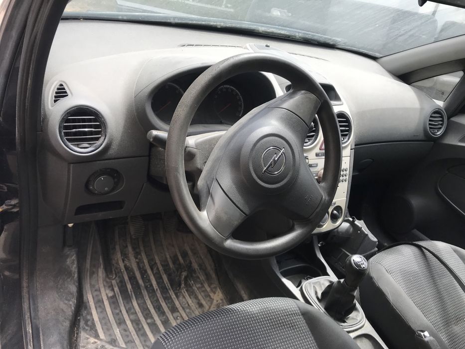 Opel corsa D 1.3 CDTI Ano 2007