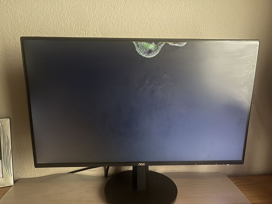 monitor AOC  com defeito