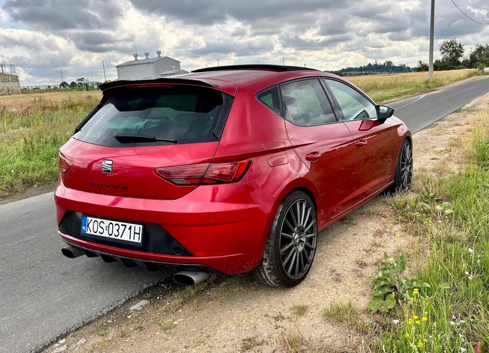 Seat Leon Seat Leon CUPRA 2.0 TSI 300! DSG, Remus, Carplay, Panorama, HiFi, LED