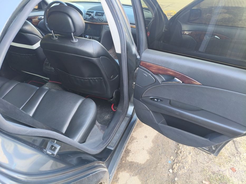 Mercedes w211 2.2cdi 2005