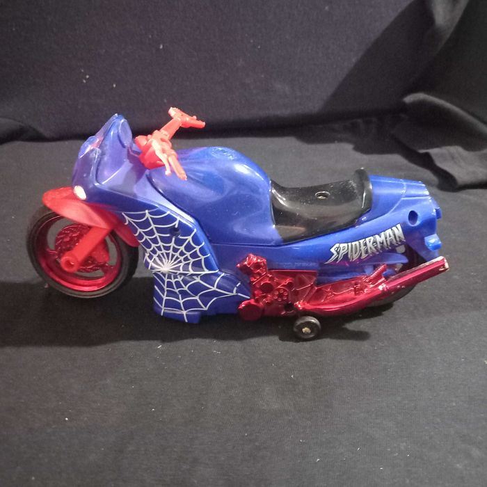 Mota Spiderman usada