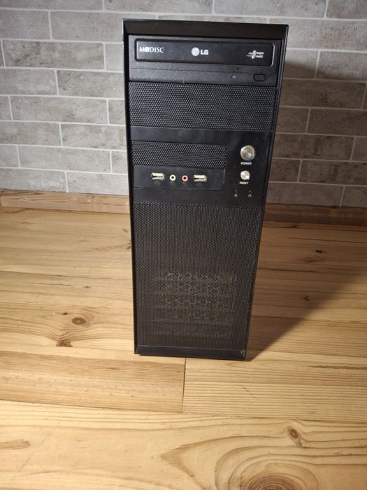 Комп'ютер фірми LOC ціна 3999