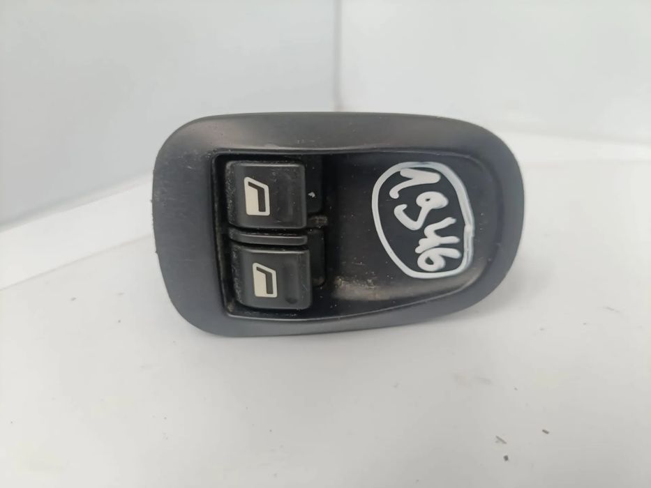 Comando / botão / interruptor vidros frente esquerdo PEUGEOT 206 (2A/C