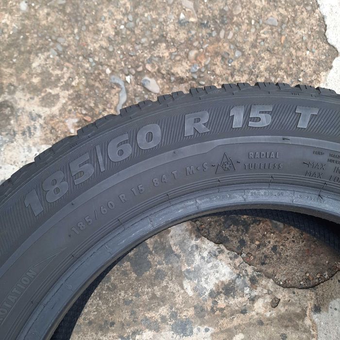 Зимняя резина, шины 185 60 R15 Semperit (Семперит) 4шт.