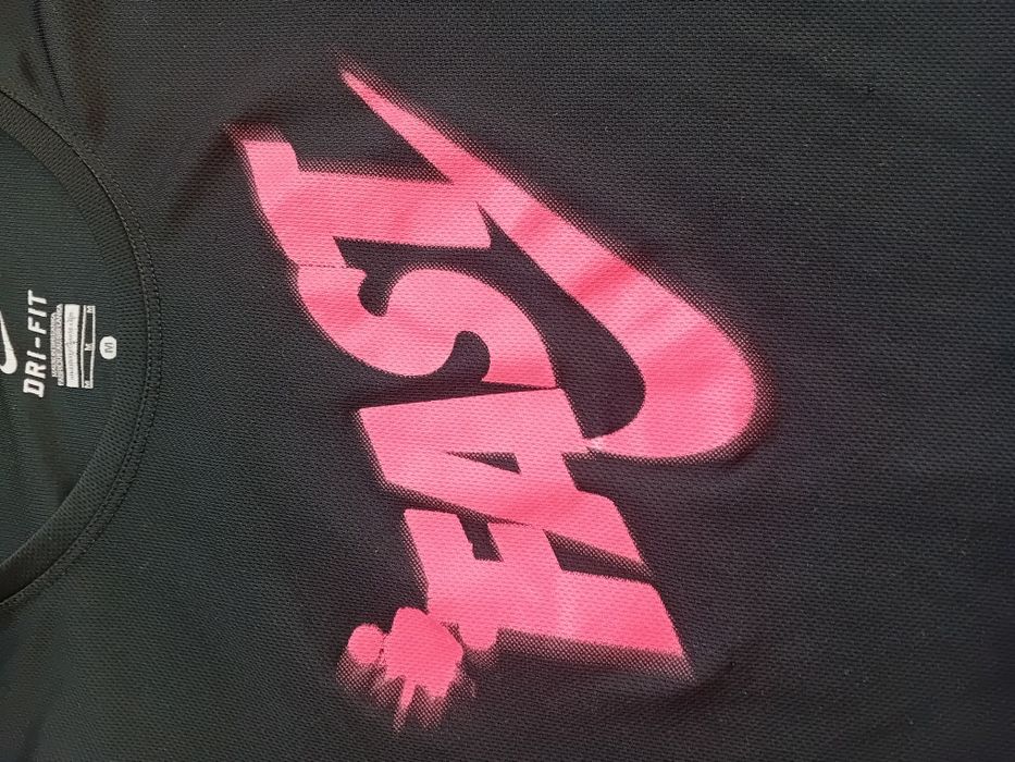# Nike bluzka koszulka t-shirt czarny różowy Print