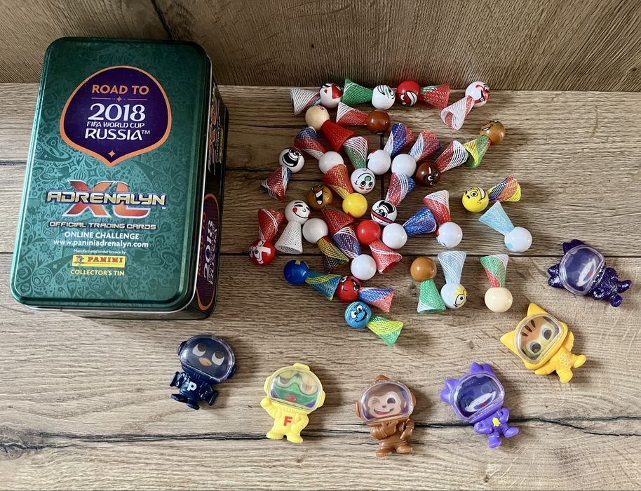 Figurki kolekcjonerskie i skoczki
