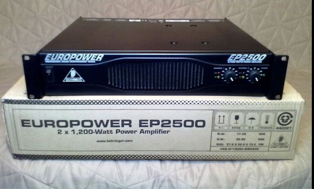 Професійний підсилювач звуку BEHRINGER EP2500 Europower