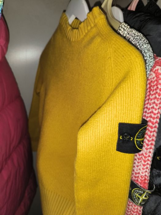 Кофта Stone island свитер жолтий Л розмер идеальное состояние 2016 год