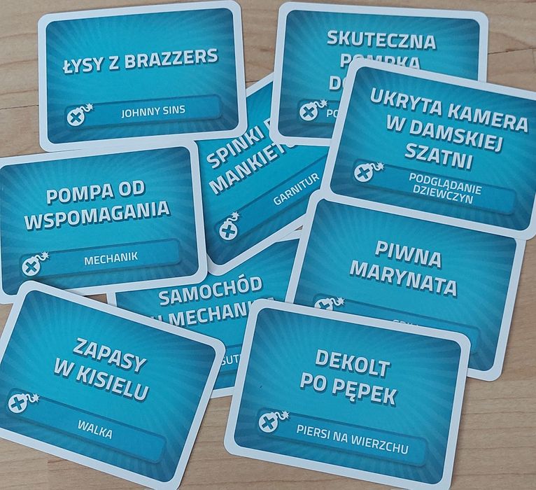 Gra karciana czółko