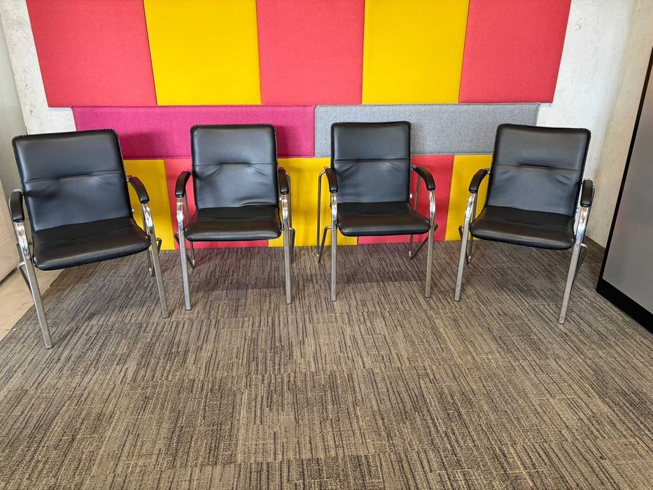 Krzesło konferencyjne biurowe Nowy Styl Samba ekoskóra czarne chrom
