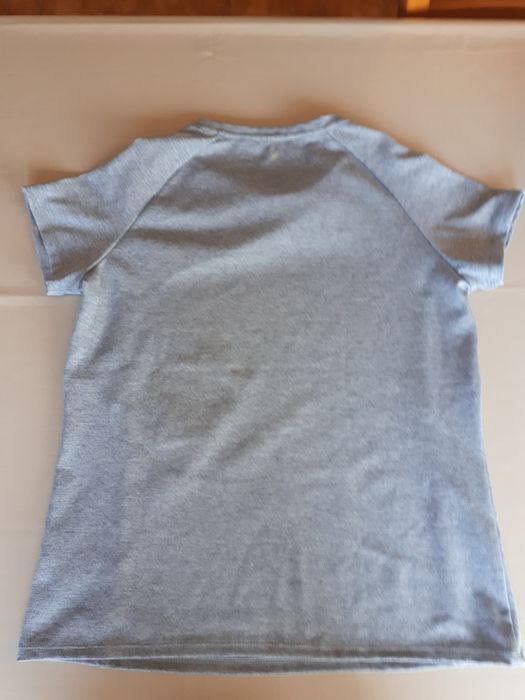 T-shirts  como novas
T 38/40
T