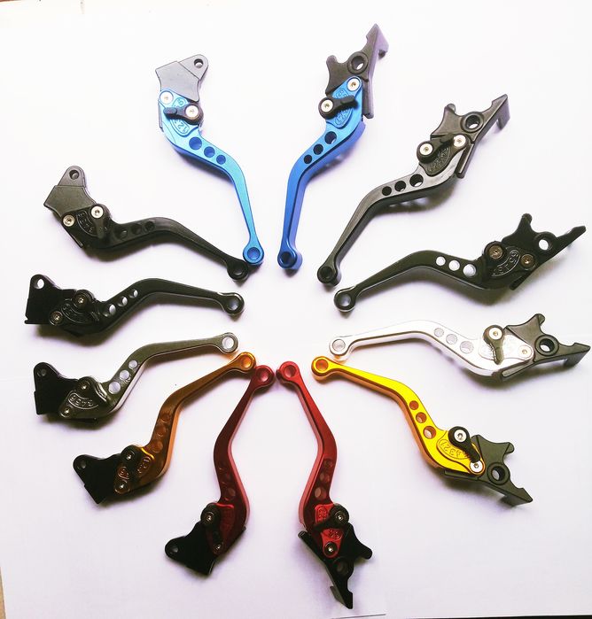 Рычаги мотоцикла, курки тормоза и сцепления, универсальные ручки