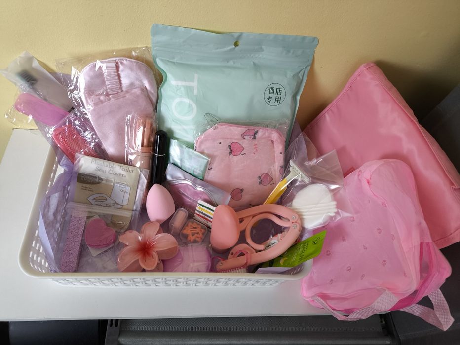 Box podróżny, zestaw akcesoriów (nr2)