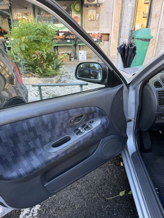 Mitsubishi Lancer 97 1.3 GLX