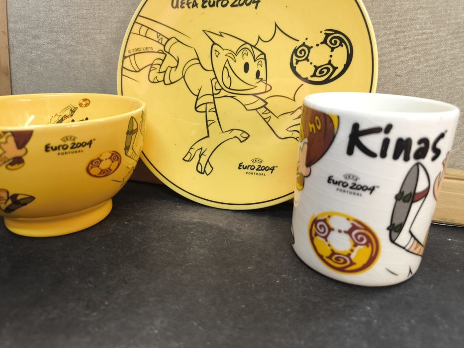 Euro 2004 Tableware Set - Kinas423055352598384641