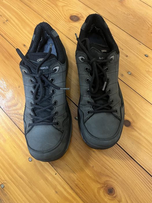 Чоловічі кросівки Lowa на gore- tex