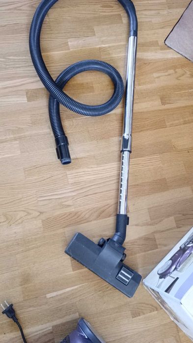 Odkurzacz bezworkowy clarus